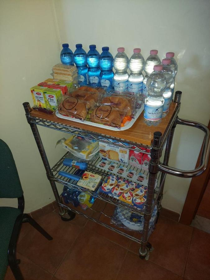 Bed and Breakfast Sweet Politeama Palermo Exterior foto